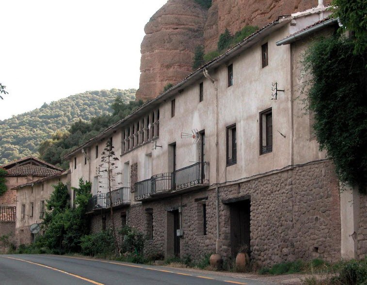 Castillo de Castañares de las Cuevas, Spain